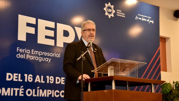 Industriales exigen más reformas al Gobierno para un mejor desarrollo