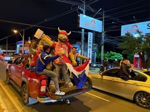 Popular / ¡Una fiesta se vivió por la clasificación de la Albirroja a nivel país!