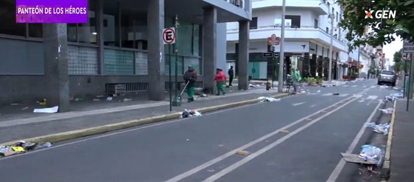 Más de 80 funcionarios trabajaron para dejar limpia Palma tras los festejos albirrojos - ADN Digital