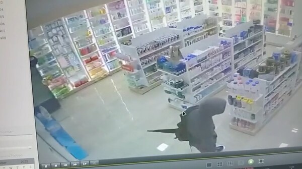 Joven de 22 años detenido tras robo en farmacia de Encarnación