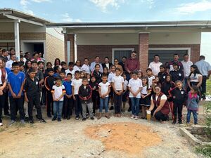 Puentesiño celebra su aniversario con inauguración de comedores escolares - Concepción al Día