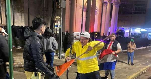 Diario HOY | Recolectaron casi 30.000 kilos de basura tras festejos albirrojos en la capital