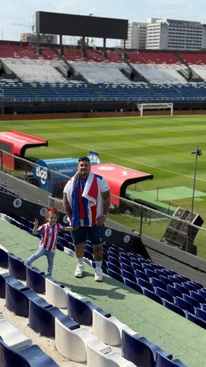 Popular / ShiruMusic se hizo viral con su tema para la Selección Paraguaya