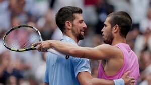 Alcaraz manda a Djokovic a casa y vuelve a una final en Nueva York