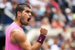 Alcaraz fulmina a Djokovic y espera en la final del US Open - Polideportivo - ABC Color
