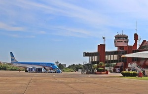 Negligencia de la administración aeronáutica argentina deriva en conflicto aéreo entre Posadas y Encarnación