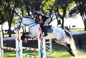 Hipismo: Campeonato Aniversario “Asocab” en la pista del Acá Carayá - Polideportivo - ABC Color