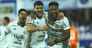 La Nación / Tremenda remontada y el puntero no perdona