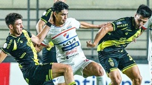 Tarde de fútbol en barrio Obrero