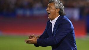 Gorosito, suspendido 6 partidos por gestos irrespetuosos en clásico peruano