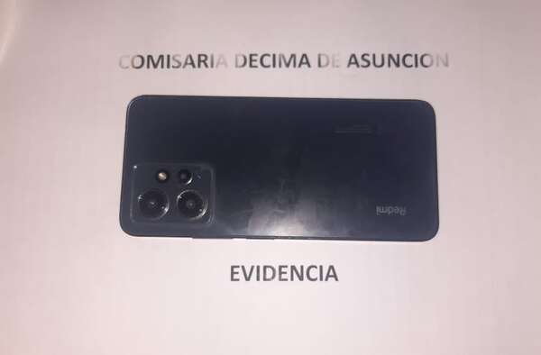 Adolescente y exsoldado fueron detenidos por asalto a un conductor de Bolt - Policiales - ABC Color