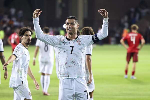 Eliminatorias europeas: Doblete de Ronaldo en goleada lusitana - Fútbol - ABC Color