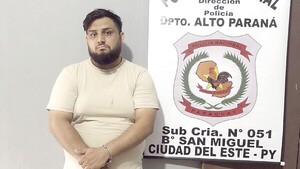 Golpeó a su mujer en un reservado
