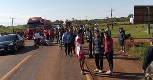 Tragedia en la Ruta PY06: dos niños en moto mueren en choque con camión - ADN Digital