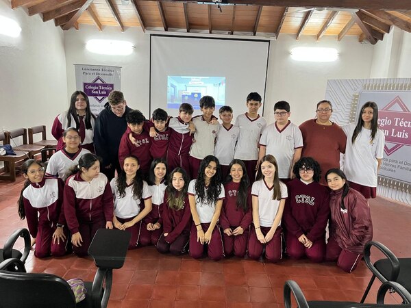 Joven sanlorenzana impulsa proyecto educativo con robótica y reciclaje » San Lorenzo PY
