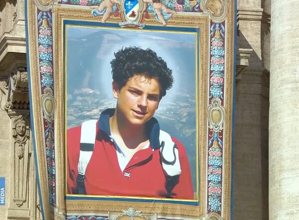 «El Influencer de Dios»: el Papa canonizó al primer santo millennial