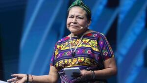 Nobel de la Paz, Rigoberta Menchú, advierte sobre la deshumanización en la era digital