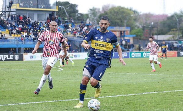 Versus / ¡Se frenaron! 12 de Junio y San Lorenzo se "perjudican" con un empate