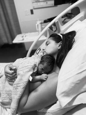 Popular / ¡Thelma Ortigoza ya es mamá y presentó a su bebé!