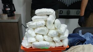 Cocaína en la maleta: Pasajero intentó llevar más de tres kilos a España