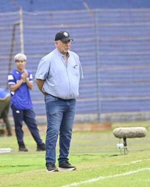 Almeida analiza la derrota de Olimpia y califica de “raros” los dos primeros goles del rival - Fútbol - ABC Color