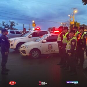 DESPLIEGUE POLICIAL EN EL OPERATIVO "ANTI PIRAÑITA" PARA PREVENIR DELITOS EN ENCARNACIÓN - «TVS DIGITAL»