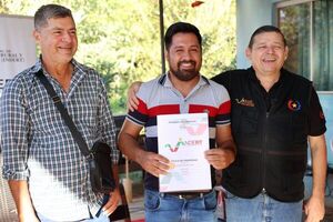 Dirigente social solicita curso de educación financiera para toda la dirigencia campesina