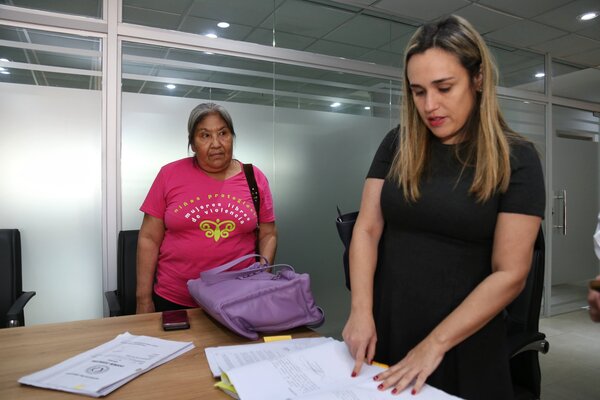 Caso Pagarés: Defensa Pública libera a docente de embargos abusivos tras 15 años de calvario judicial - PDS RADIO Y TV
