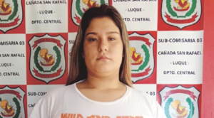 Mujer golpeó brutalmente a su novio por terminar la relación