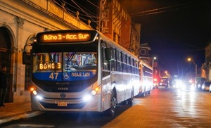 Consideran que servicio nocturno de buses mejorará y ampliará el campo laboral