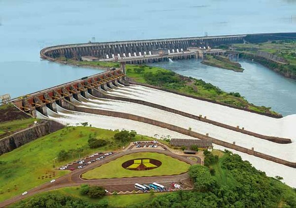 Itaipú alcanza un nuevo hito con una producción acumulada de 3.100 millones de MWh | DIARIO PRIMERA PLANA