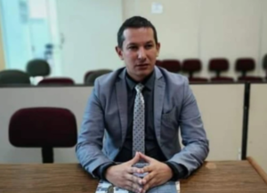 Abren investigación contra fiscal por actos polémicos y liberación de presunto feminicida
