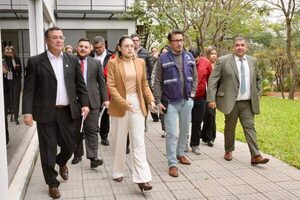 Milei llega a Paraguay para el FEIP 2025, que impulsan SNJ y UIP Joven
