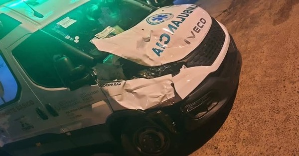 Ambulancia choca contra una vaca en plena emergencia en Yby Ya’u - Concepción al Día