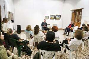 Gente de Arte continúa su ciclo de charlas con la participación de Mabel Ávila - Artes Plásticas - ABC Color