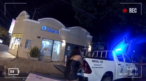 Conductora ebria protagoniza escándalo y es detenida en control policial