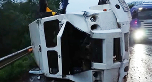 GUARDIA DE SEGURIDAD FALLECE TRAS VUELCO DE TRANSPORTADOR DE CAUDALES EN CAAGUAZÚ