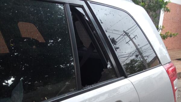 Malevos intentaron llevarse el auto del senador "Chaqueñito" y exigió más seguridad