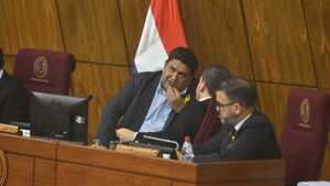 Blanqueo: Diputados aplazan por 90 días pedidos de intervención a seis intendentes