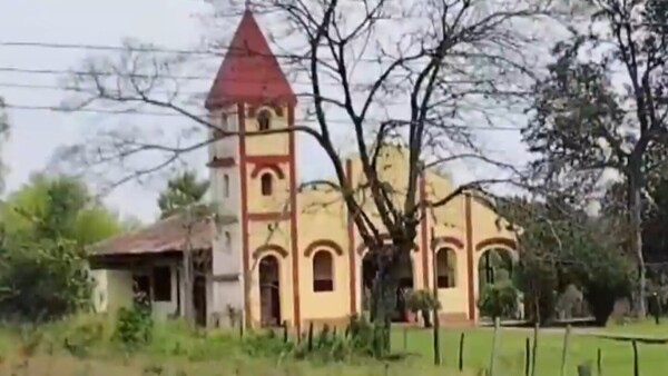 Roban campana de capilla San Francisco en Tape Guasu, Caapucú