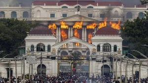 Una revuelta juvenil derrocó al Gobierno comunista de Nepal en 24 horas