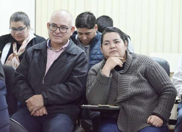 Imputan a intendenta de Valenzuela por lesión de confianza y uso de documentos falsos - Policiales - ABC Color
