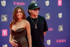 Popular / ¡Filtran vídeo n0p0r de cantante con una influencer!