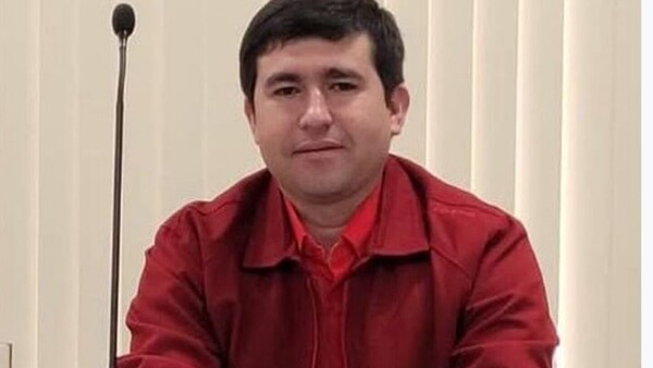 Concejal de Oviedo y su paralelismo con Rivas: No supo demostrar quiénes fueron sus compañeros de promoción