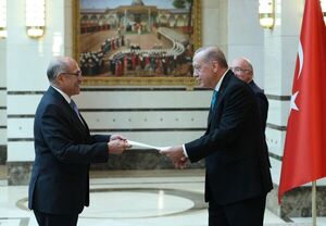 Embajador Guillermo Sosa presenta cartas credenciales al presidente Erdoğan