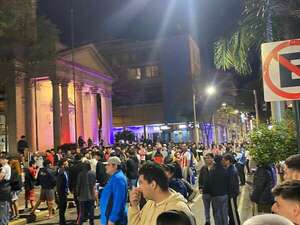 Se repitió el festejo albirrojo en el microcentro - Nacionales - ABC Color