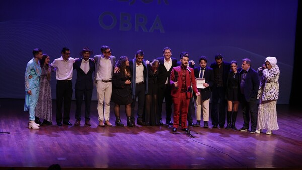 El teatro vibró en su noche de los Premios Edda de los Ríos