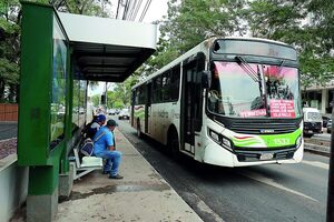 Transporte se debate entre lo mismo o servir al pasajero - La Tribuna