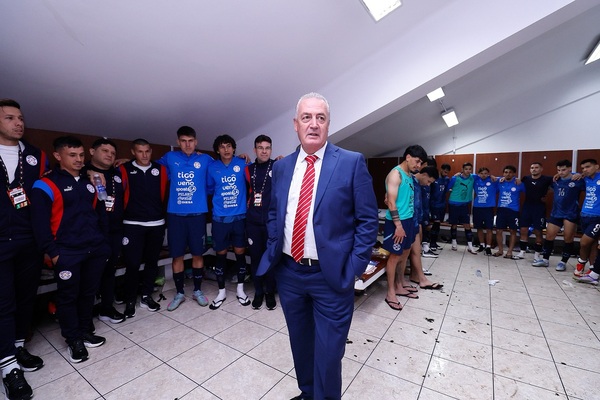 Alfaro: “Quisiera un equipo que se acostumbre a ganar y pelee por ganar” | Unicanal