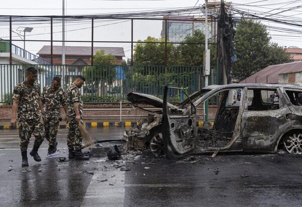 Líder opositor nepalí es liberado de prisión durante una fuga en las protestas juveniles - Mundo - ABC Color